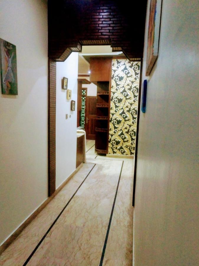 Luxury Living Rooms Near Agha Khan, Millennium, Nueplex Karachi Eksteriør bilde