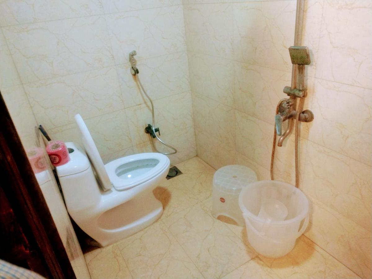 Luxury Living Rooms Near Agha Khan, Millennium, Nueplex Karachi Eksteriør bilde
