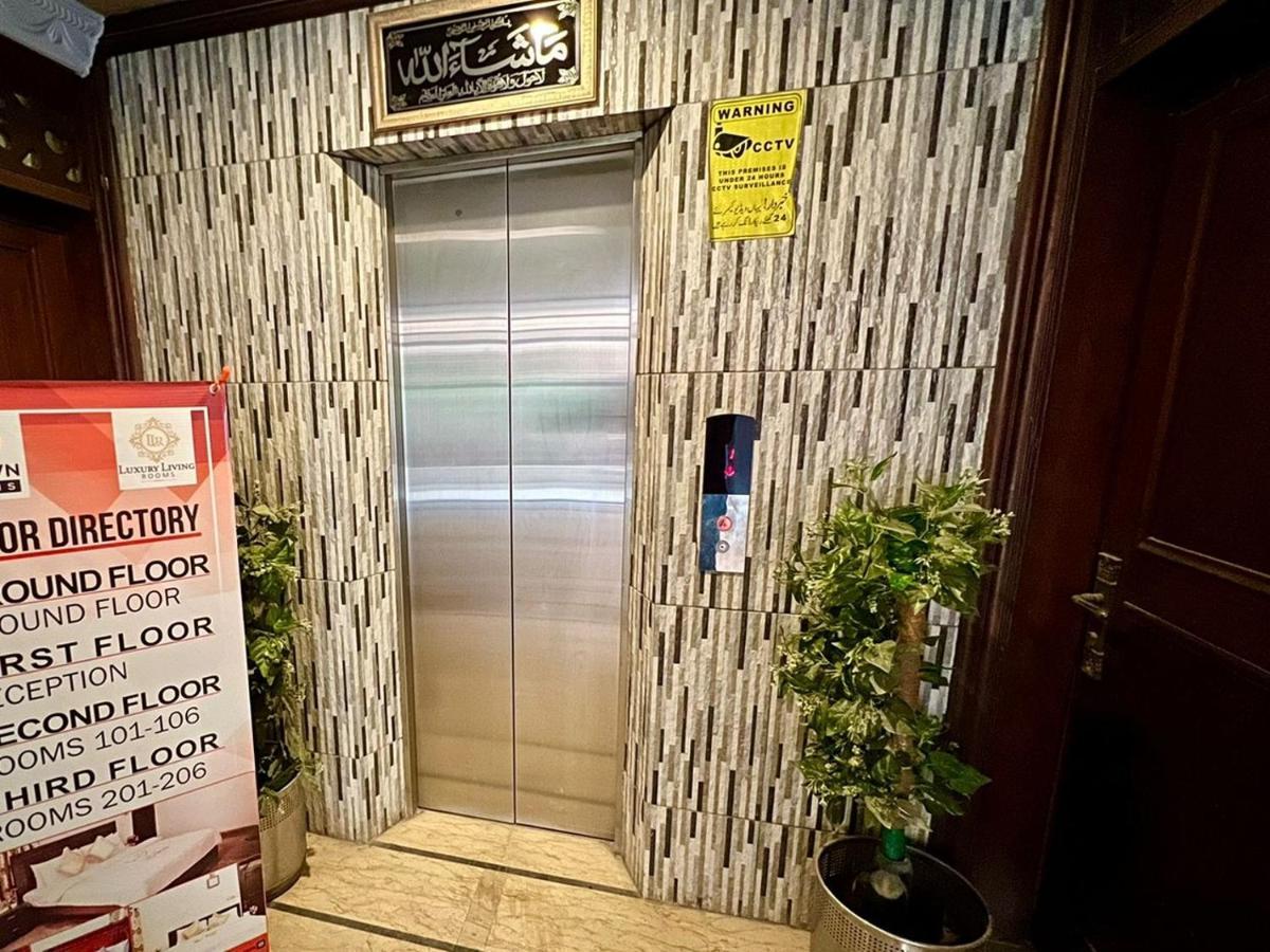Luxury Living Rooms Near Agha Khan, Millennium, Nueplex Karachi Eksteriør bilde