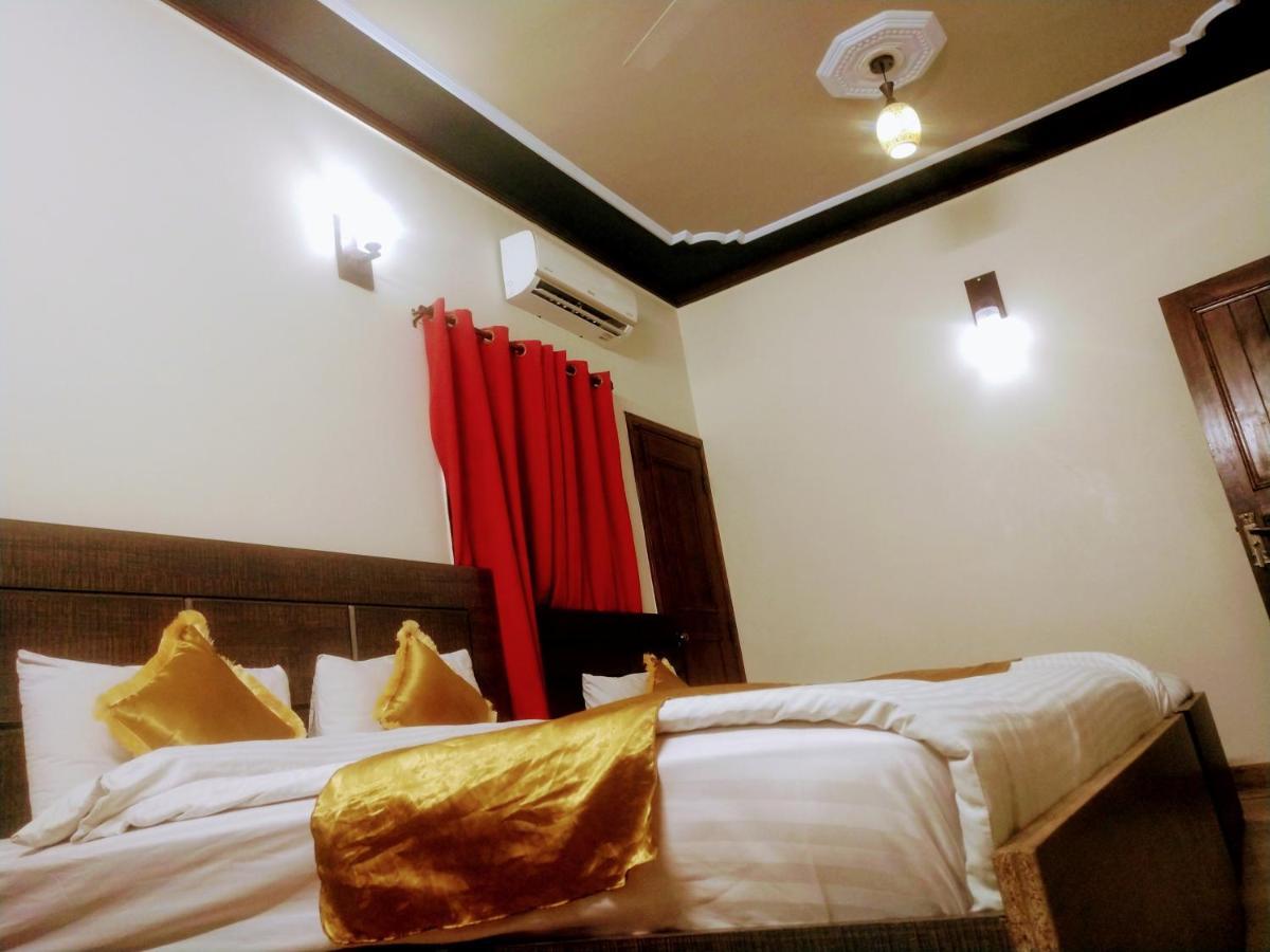 Luxury Living Rooms Near Agha Khan, Millennium, Nueplex Karachi Eksteriør bilde